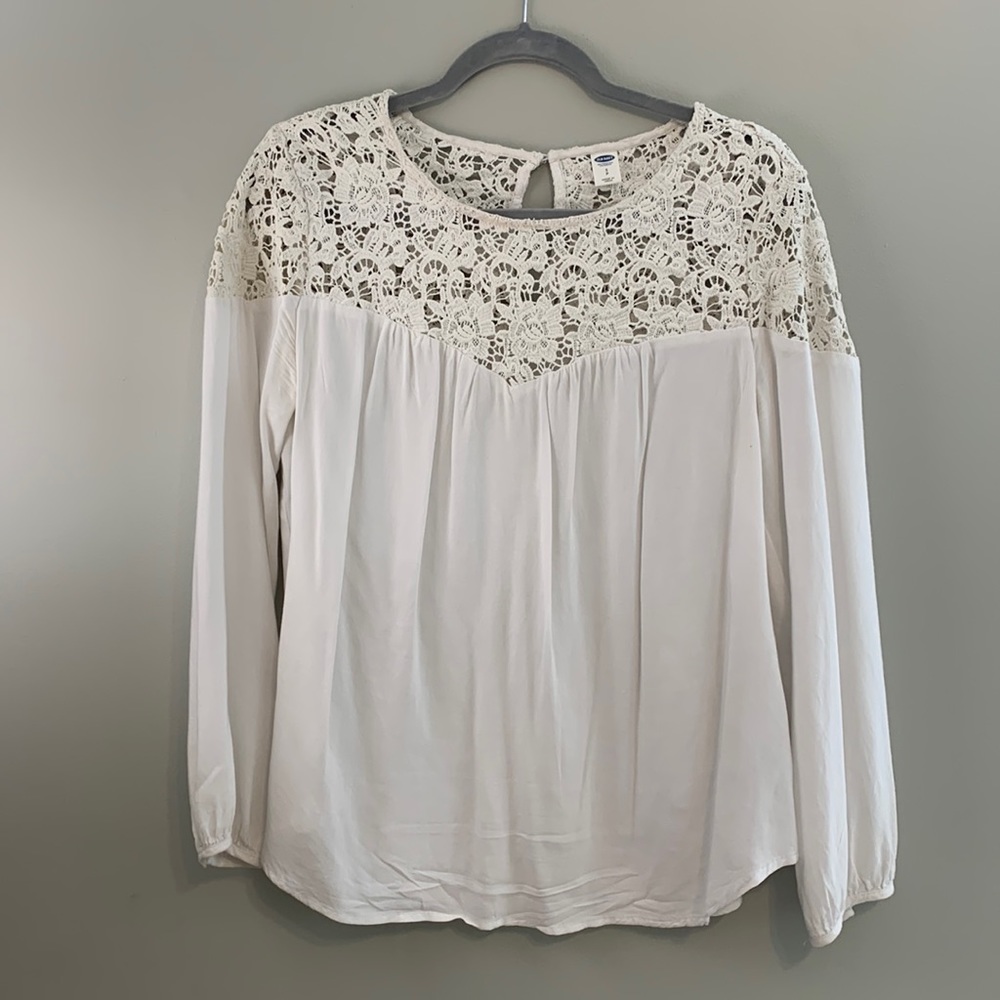 Old Navy White Blouse with lace detail